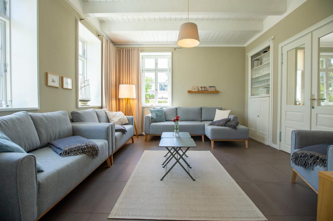 Kapitaenshaus Luv & Lee Villa Wustrow  Buitenkant foto