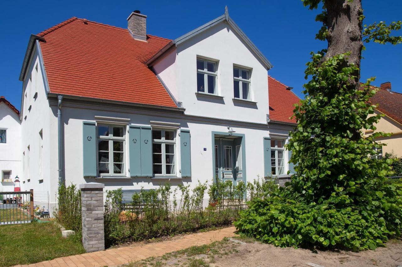 Kapitaenshaus Luv & Lee Villa Wustrow  Buitenkant foto